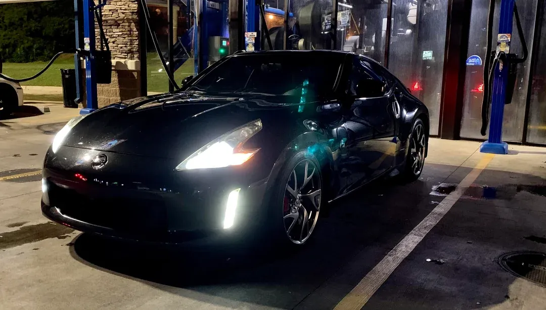 Nissan 370Z DRL Mod